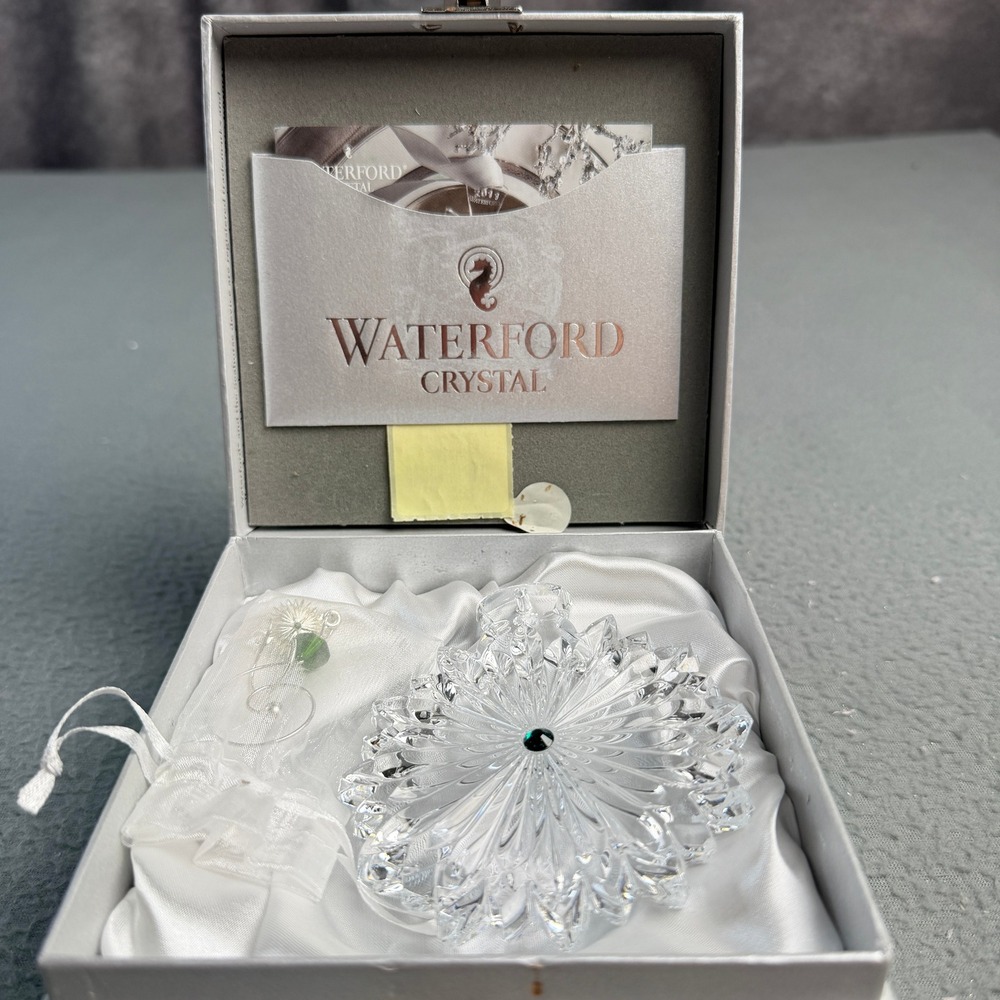 Waterford Crystal Snowflake Wishes 2012 Ornament Courage Green Jewel 154680